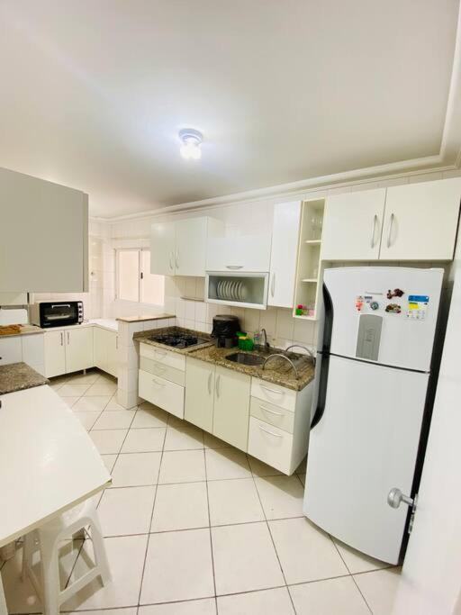 Apto A 100m Da Apartamento Balneário Camboriú